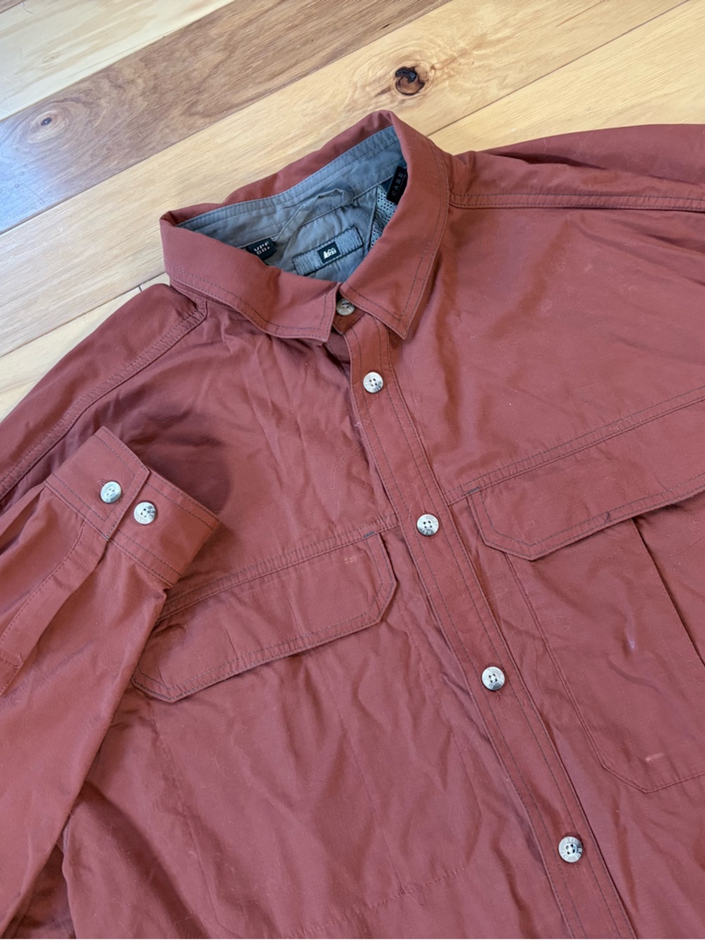 REI Co-Op Sahara Hiking Shirt Mens Sz XL Rust Long Sleeve UPF Vented Roll Tab